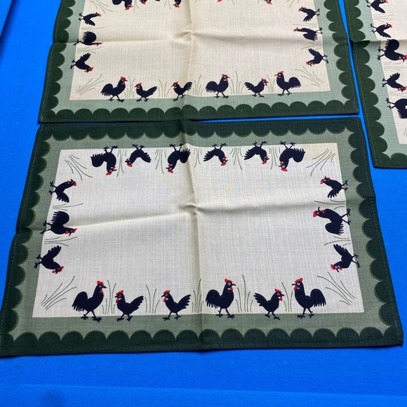 Set of 4 Rooster Vintage Print Placemats - Green & Cream - Picture 3 of 6